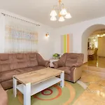 בית נופש Awesome In *