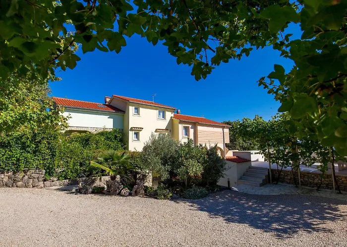 4 Bedroom Amazing In *