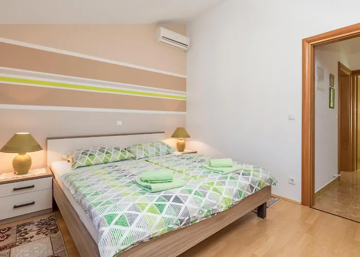 4 Bedroom Amazing In *